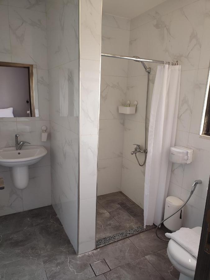 Black Iris Hotel Madaba Eksteriør billede